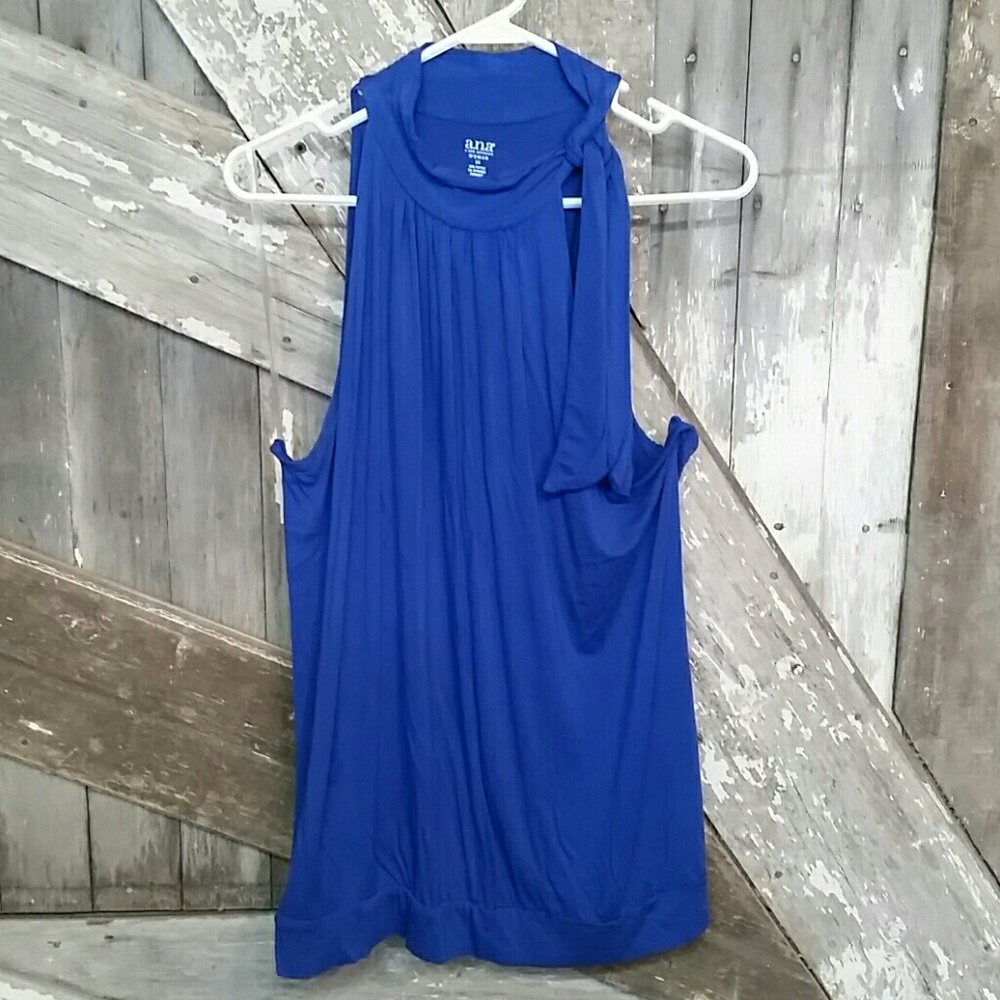 Ana sleeveless blouse w/ tie accent